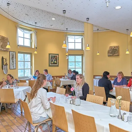 Ev.familienferien-und Bildungsstaette Ebernburg Hotel 3*