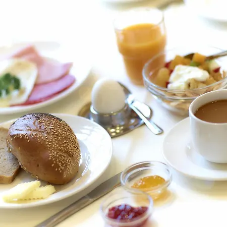 Hotel Ev.familienferien-und Bildungsstaette Ebernburg Bad Münster am Stein-Ebernburg