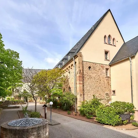 Ev.familienferien-und Bildungsstaette Ebernburg Szálloda Bad Münster am Stein-Ebernburg